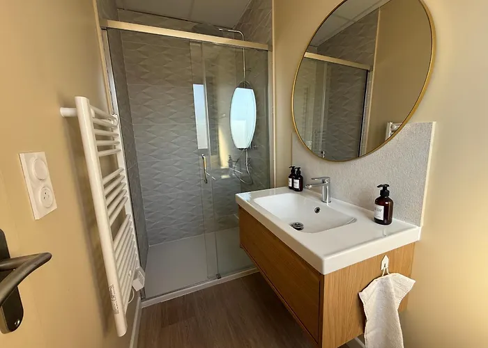 Du 2 - Parking Prive Gratuit * Reims